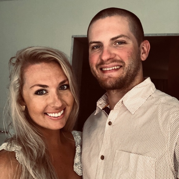 Meet your Posher, Kayla - Picture 4 of 6